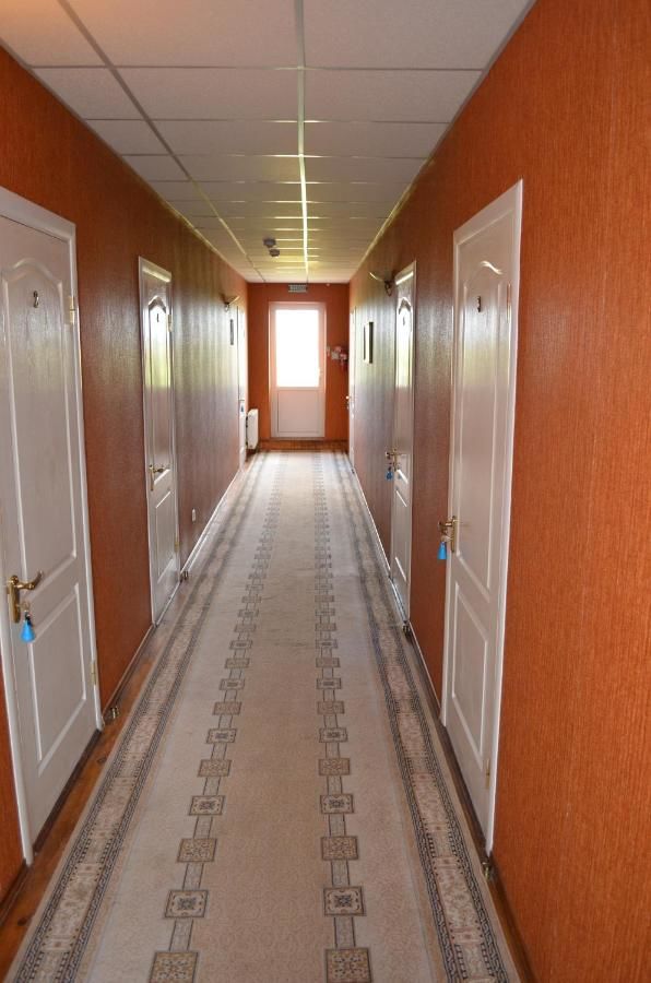 Отель Transit Hotel Дьяковцы-13