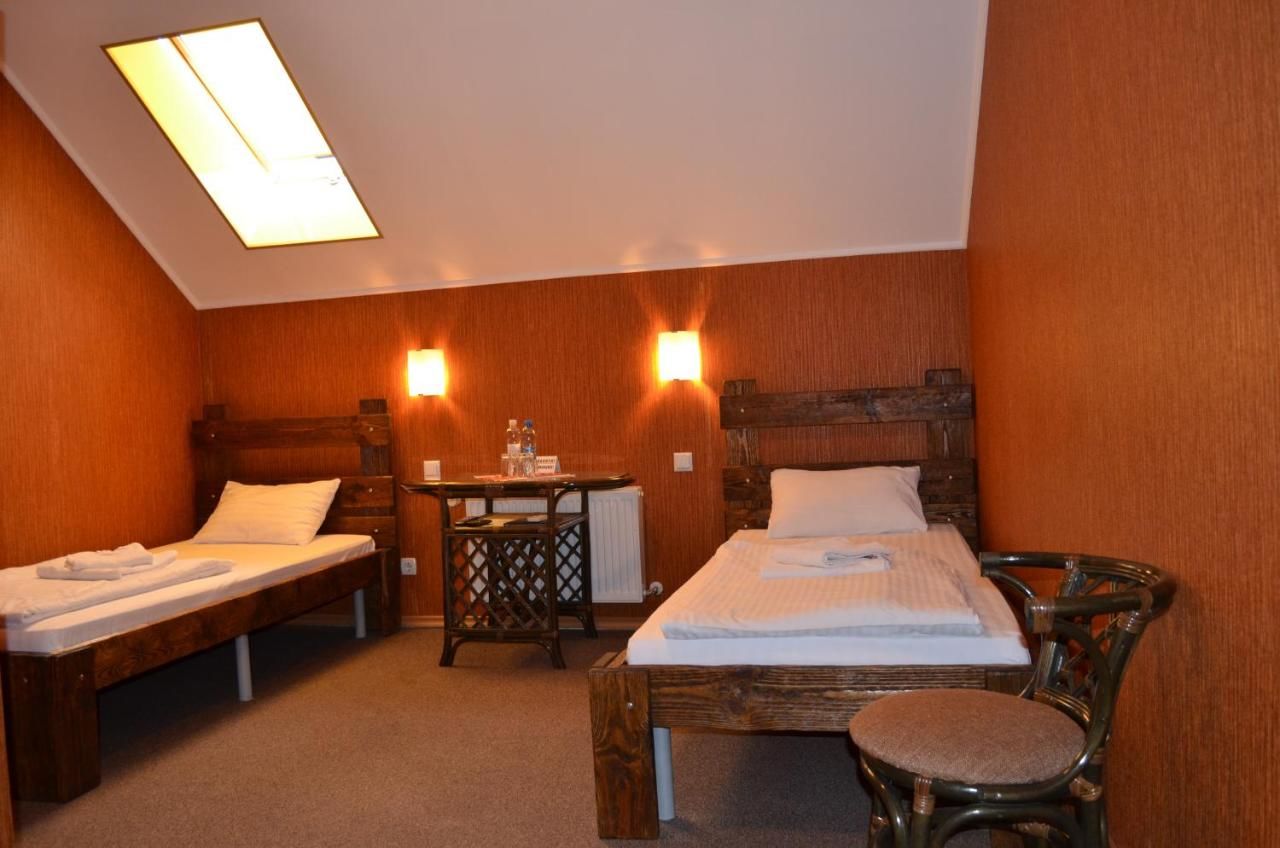 Отель Transit Hotel Дьяковцы-9